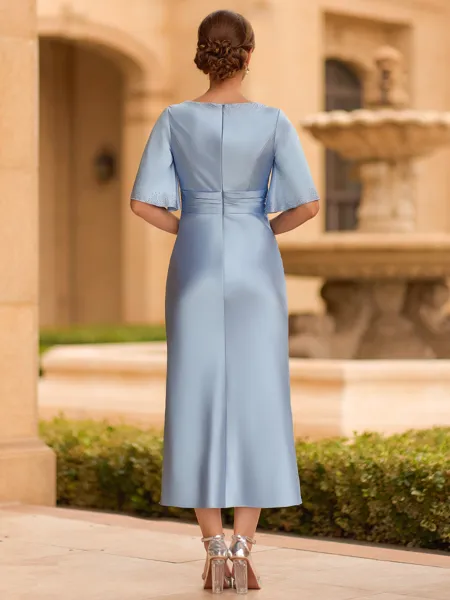 Flattering Sheath V-Neck...