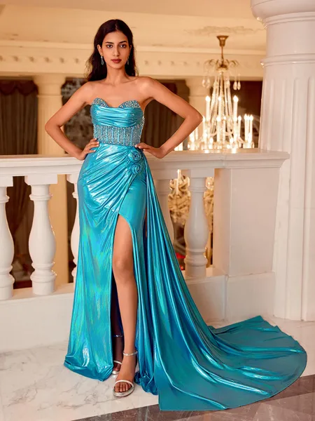 Luxurious Sheath Sweetheart...