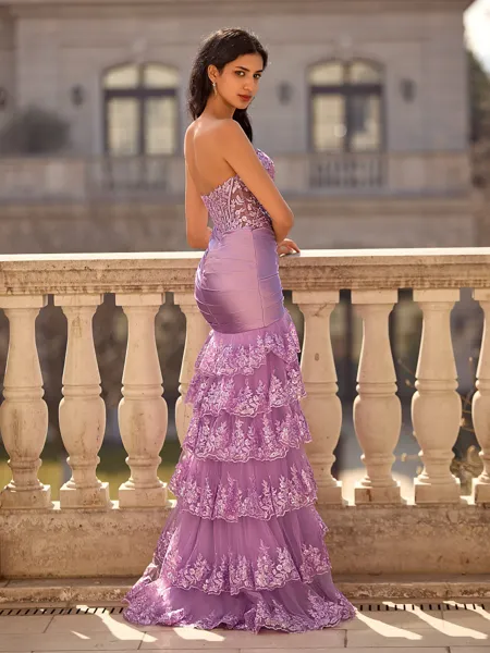 Charming Sheath Sweetheart...