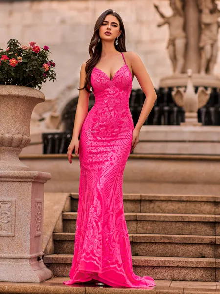 Mesmerizing Sheath V-Neck...