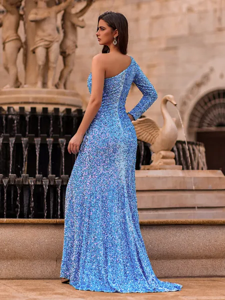 Aristocratic Sheath...