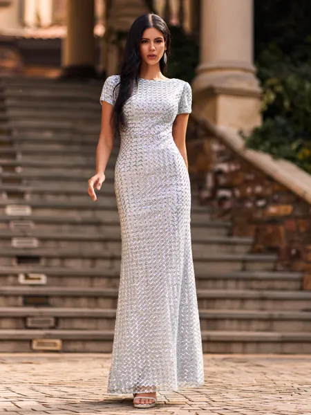 Trendy Sheath Scoop Short...