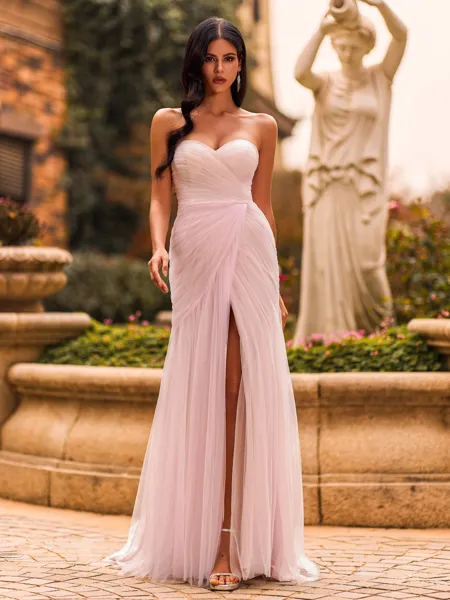 Glamourous Sheath...