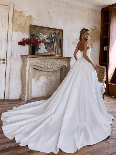 Perfect Ball-Gown Straight...