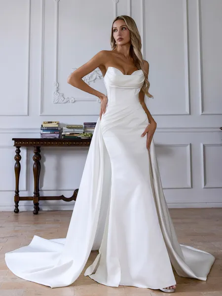 Charming Sheath Sweetheart...