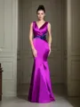 Trumpet/Mermaid V-Neck Sleeveless Floor-Length Silk like Satin Svelte Bridesmaid Dress With Hand-Made Flower