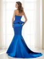 Trumpet/Mermaid Sweetheart Glamorous Sleeveless Sweep Train Satin Bridesmaid Dress