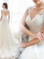 A-line Fashion V-Neck Sleeveless Court Train Lace Wedding Dress With Applique