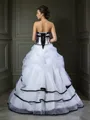 Ball-Gown Sweetheart Splendid Sleeveless Floor-Length Satin Wedding Dress With Applique
