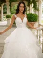 Ball Gown V-Neck Glam Sleeveless Chapel Train Tulle Wedding Dresses