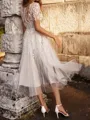 Charming A-line Scoop Short Sleeves Appliques Lace Tea-Length Tulle Wedding Dress