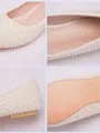 Women's PU Closed Toe With Pearl Flat Heel Flat Shoes