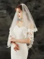 Charming Tulle Fingertip Bridal Veils With Applique