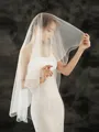 Stunning One-Tier Tulle Fingertip Bridal Veils