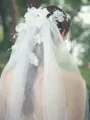 Gorgeous Tulle One-Tier Fingertip Bridal Veils With Rhinestone/Hand-Made Flower