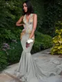 Trumpet/Mermaid Enchanting V-Neck Sleeveless Chapel Train Silk like Satin Prom Dress