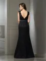 Sheath/Column Minimalist Scoop Sleeveless Floor-Length Satin Prom Dress With Lace