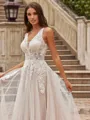 Unique A-Line/Princess Tulle Lace V-Neck Sleeveless Court Train Wedding Dresses