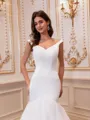 Chic Mermaid V-Neck Chapel Train Organza  Wedding Dress