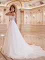 Stylish A-line V-Neck Appliques Lace Chapel Train Tulle Wedding Dress
