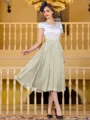 Charming A-Line Chiffon Applique V-Neck Short Sleeves Tea-Length Mother of the Bride Dress