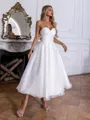 Fashion-forward A-line Sweetheart Pleated Tea-Length Organza Corset Wedding Dress
