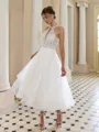 Trendy A-line Halter Appliques Lace Tea-Length Organza Wedding Dress