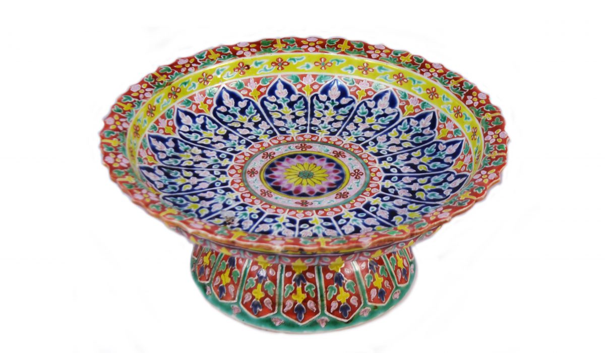 Lotus Flowers ‘Lai Dok Kleep Bua’ Thai pattern