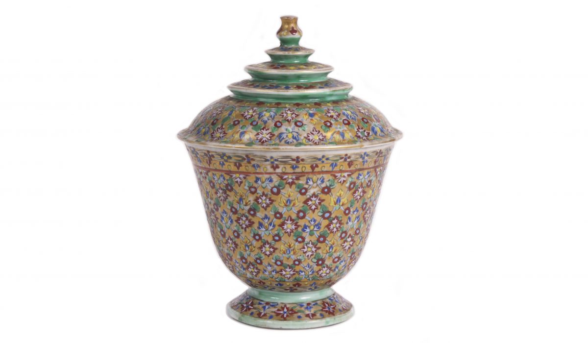 Flower Scrolls ‘Karn Tor Dok’ Thai pattern