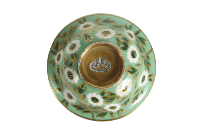 Chakri porcelain
