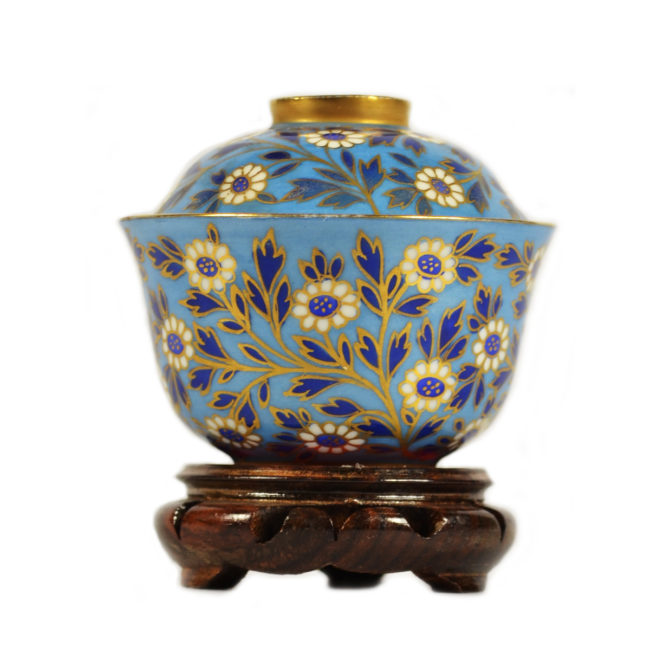 Chakri porcelain