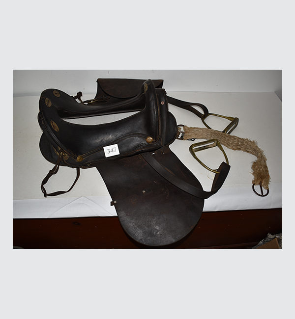 Old Barn Auction Guns Indian Artifacts Toys More