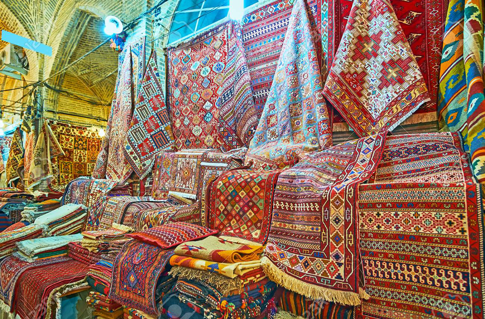 Auction Terms for The Rug Life