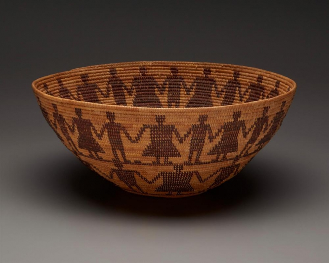 A polychrome Yokuts ‘Friendship basket $2,000-3,000