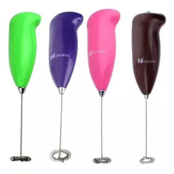 Batidor Electrico De Leche Cafe Espuma Tragos Cremas A Pilas Color Marron Oscuro