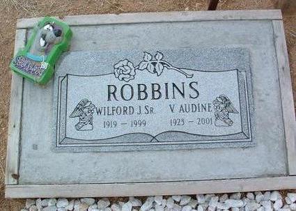 ROBBINS, V. AUDINE - Yavapai County, Arizona | V. AUDINE ROBBINS - Arizona Gravestone Photos