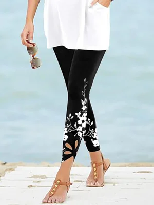 Black Floral Printed Regular Fit Leggings