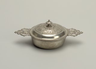 Ecuelle And Lid (France)