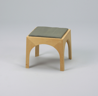 Paladio Stool Model
