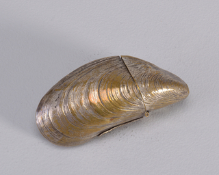 Mussel Shell Matchsafe