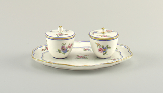 Preserve Stand (Plateau à Deux Pots de Confitures) Preserve Stand