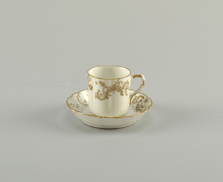 Cup And Saucer (France)