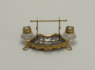 Inkstand