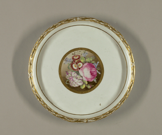 Round Tray with Rose Medallion Tray