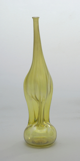 Vase (USA)