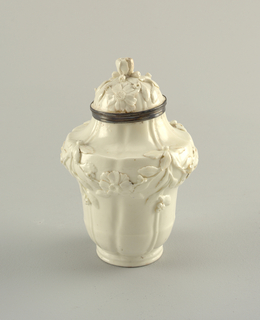 Pair of Covered Urns Urns