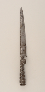 Dagger Form Knife Knife
