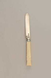 Tablespoon with Scrolling Acanthus Leaf Handle Spoon