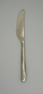 Design 2 Dinner Knife