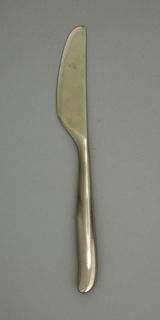 Design 2 Dinner Knife